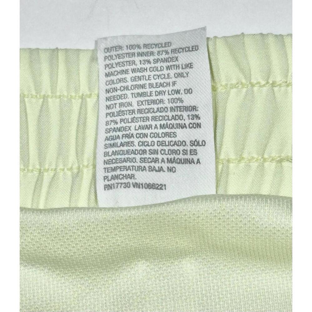 all in motion Women's Yellow Mid Rise Pleated Shorts Lined Athletic Gym Size L - Picture 7 of 10